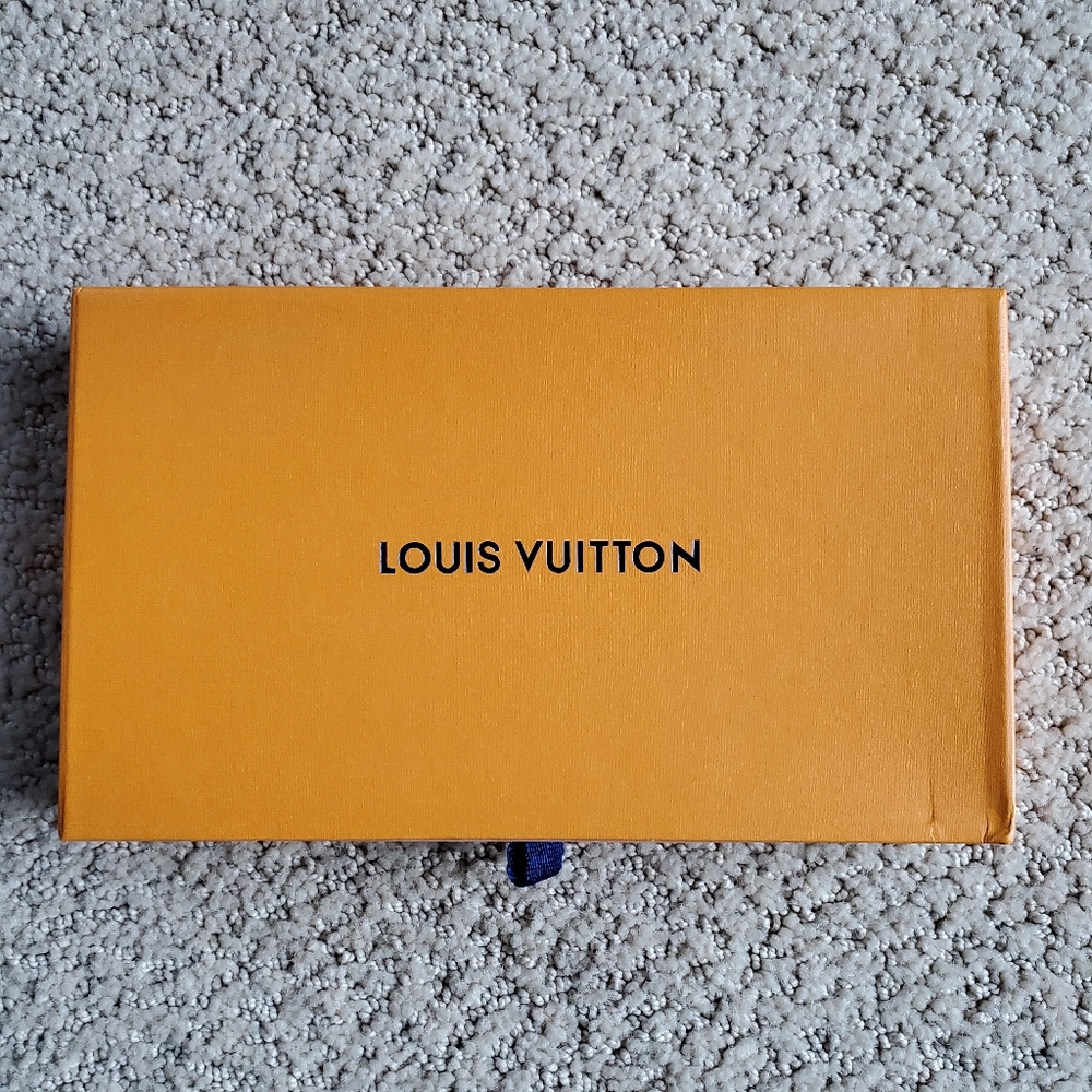 Louis Vuitton Zippy Wallet Brown
